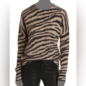 2-Ply Cashmere $495 Bloomingdale's Beige and Black Zebra-Print Crewneck Sweater